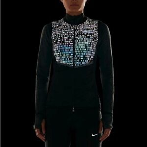 Nike Aeroloft Vest M Flash Reflective Lightweight Running Safety Black Tactical